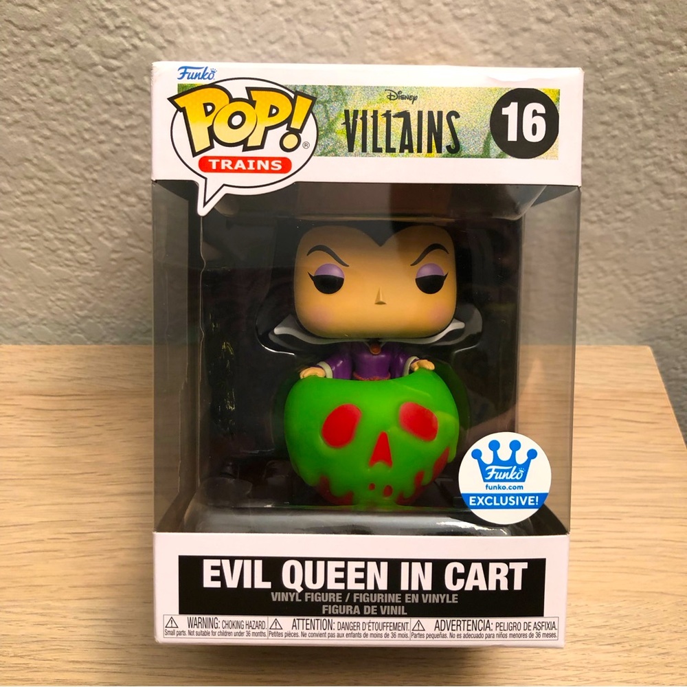 Funko Pop! Trains: Disney - Evil Queen - Funko Web (FW) (Exclusive) #16